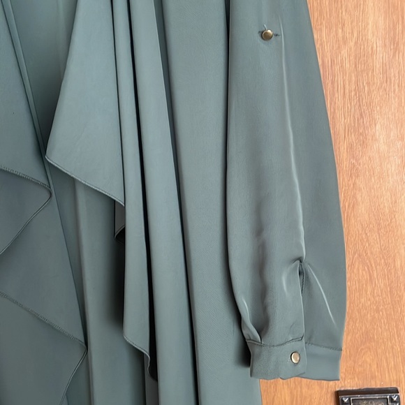 Boohoo Plus Waterfall Military Detail Belted Jacket - Picture 7 of 8